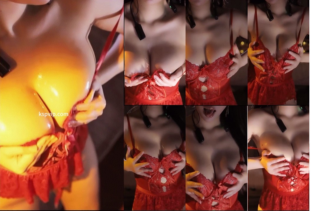 【CC、苏烟】极品蜜桃臀大奶主播，近距离秀胸，好大好软，伏地顶臀，浅漏B毛（2V）